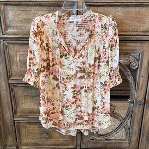 Rose & Olive pink floral short sleeve blouse